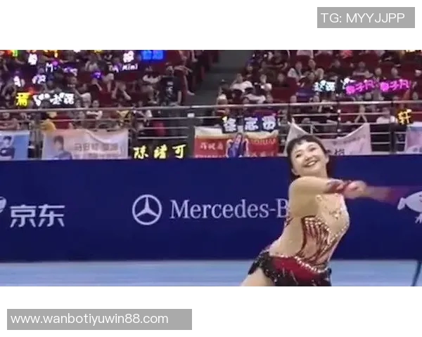 贺希宁微微一笑展现自信气场助力团队稳操胜券